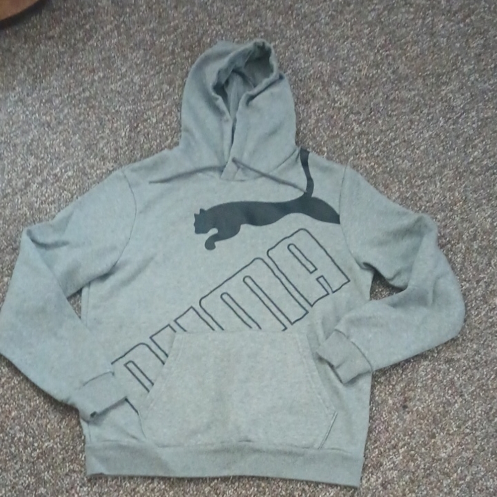 Puma Men's Gray Sweatshirt with Logo Size M Great Condition Like New